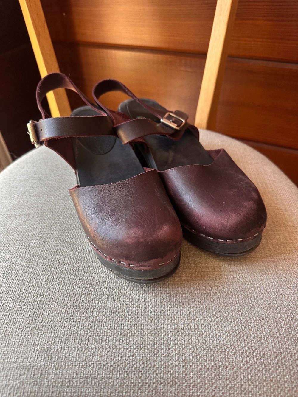 Lotta From Stockholm purple clogs